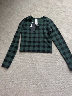 Athletic Green Plaid Long-Sleeve Crop Top